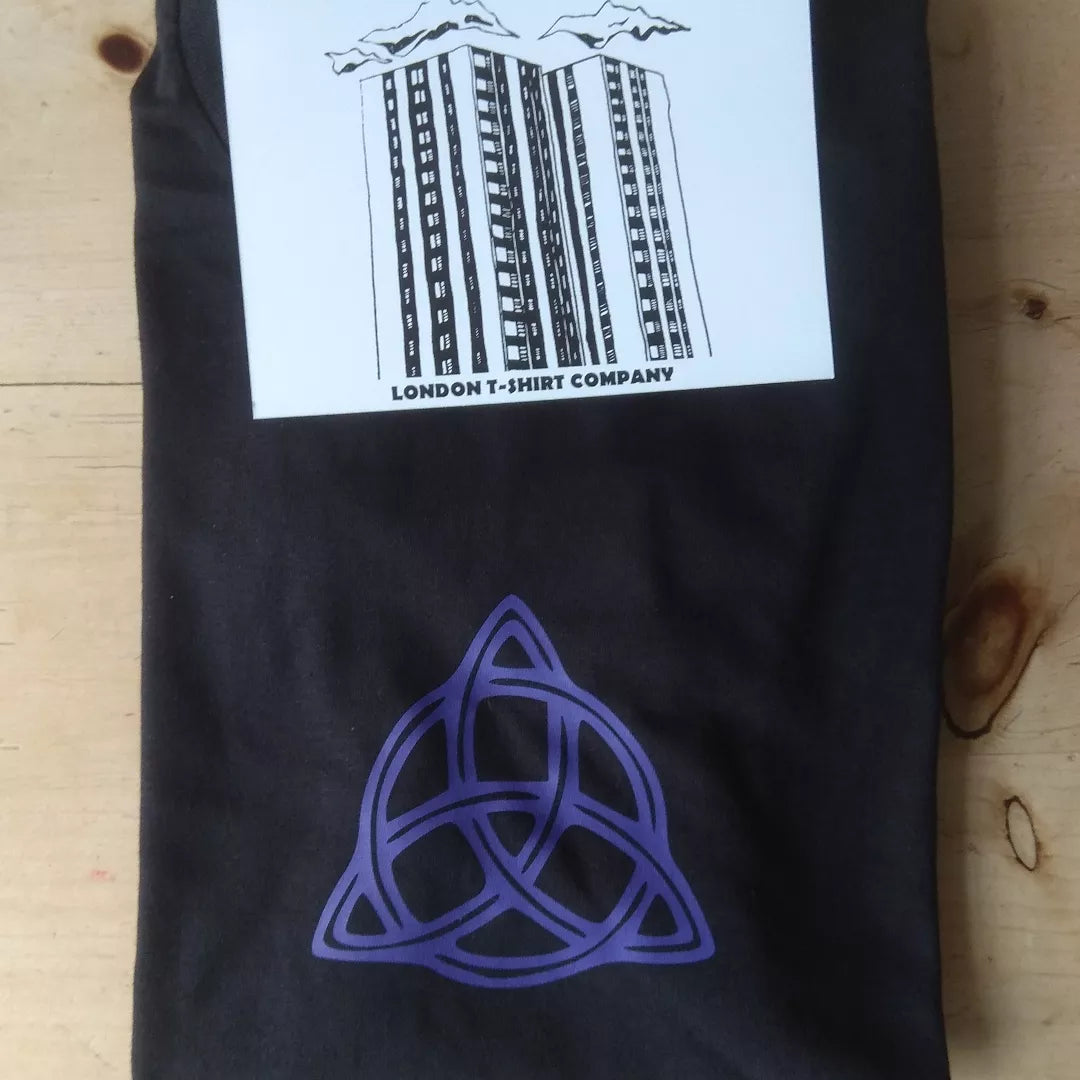 Triquetra 'Irish Trinity Knot' Symbol T-Shirt - Celtic, Pagan, Various Colours