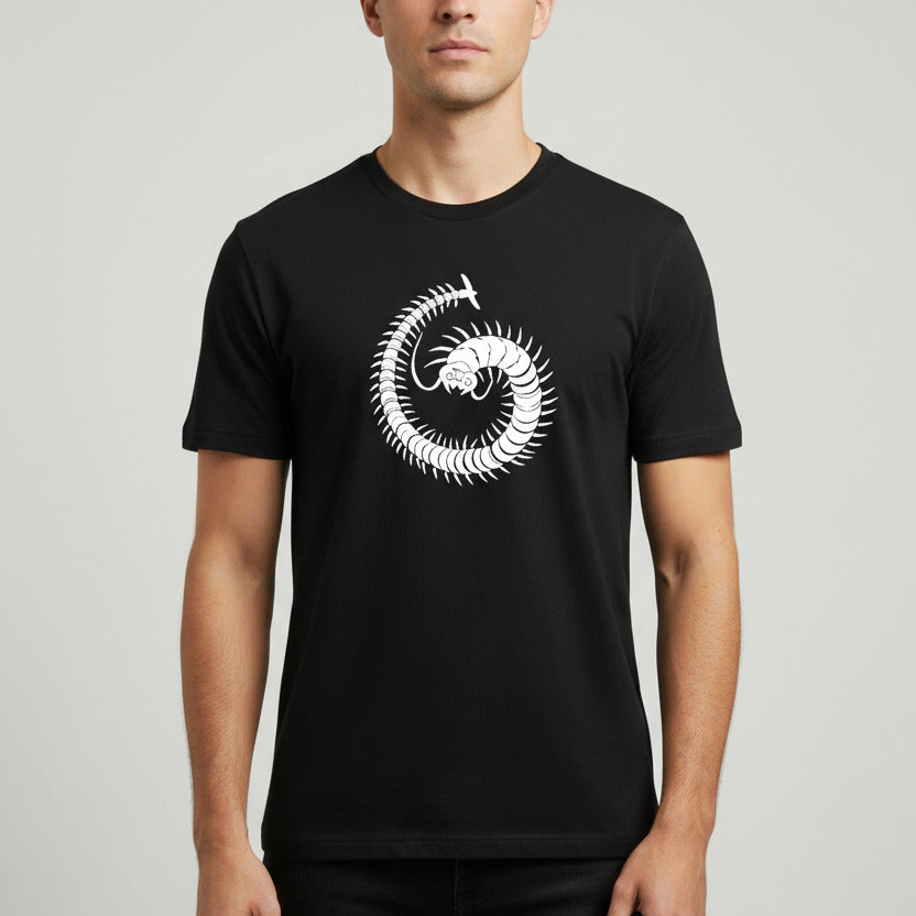 Centipede banner T-Shirt: Japan Symbol, Throne of Blood, Akira Kurosawa
